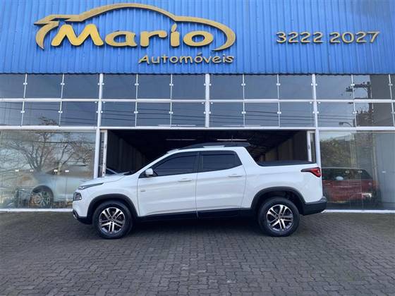 FIAT TORO 2.0 16V TURBO DIESEL FREEDOM 4WD AT9 FIAT TORO 2.0 16V TURBO DIESEL FREEDOM 4WD AT9